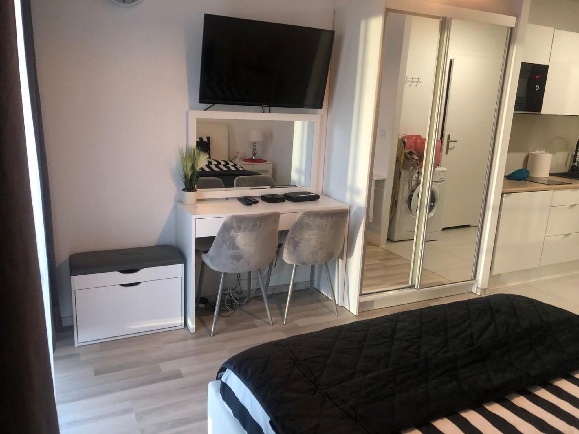 Apartment Варшава Экстерьер фото